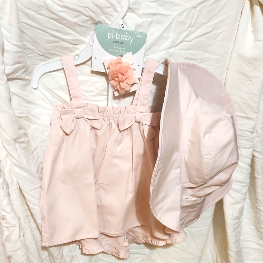 BEAUTIFUL pl.baby Collection 3 Piece Set.
